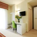Souvenir فندق 2*