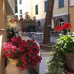 فندق Souvenir