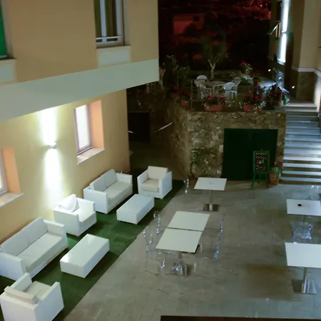 Souvenir Hotel