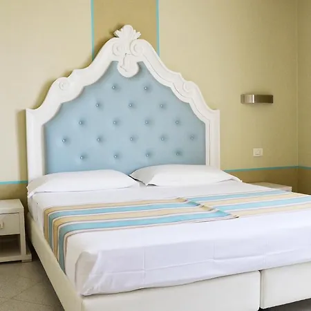 Souvenir مونتيروسّو ال ماري