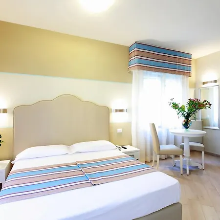 Hotel Souvenir 2*