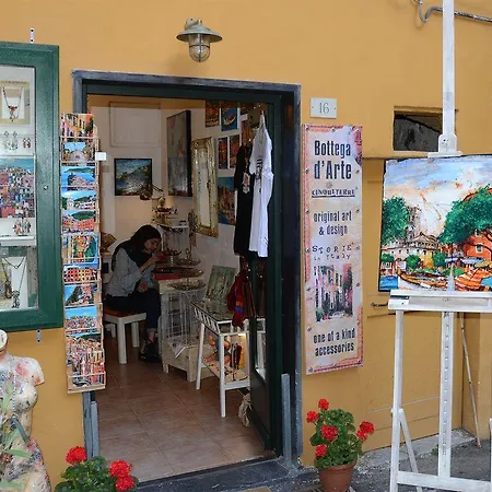 Souvenir 2* Monterosso al Mare