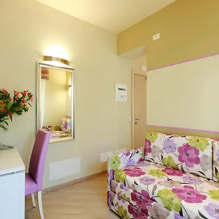 Souvenir Hotel